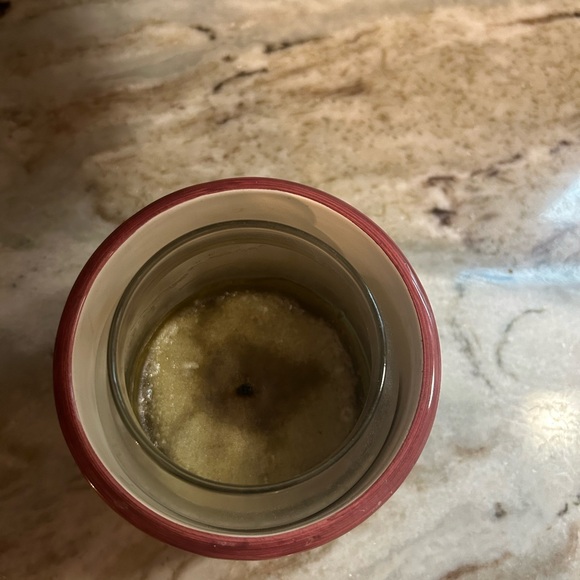 Yankee candle holder with topper. - Picture 9 of 10